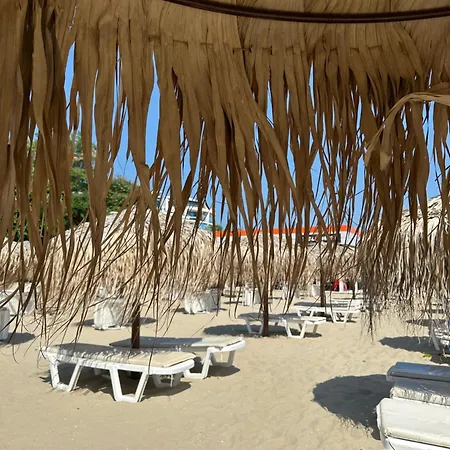 аппартамент в триумфе святой влас 300м от моря, бассейн. Свети-Влас