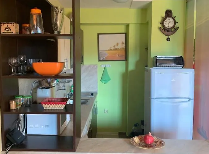 аппартамент в триумфе святой влас 300м от моря, бассейн. Διαμέρισμα