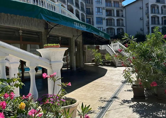 аппартамент в триумфе святой влас 300м от моря, бассейн. Διαμέρισμα Sveti Vlas