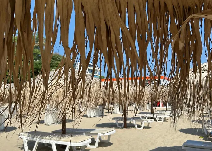 аппартамент в триумфе святой влас 300м от моря, бассейн. Sveti Vlas